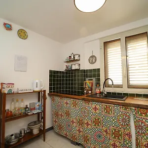  Appartamento Colonna House Casa Tra La Zisa E La Cattedrale Italia